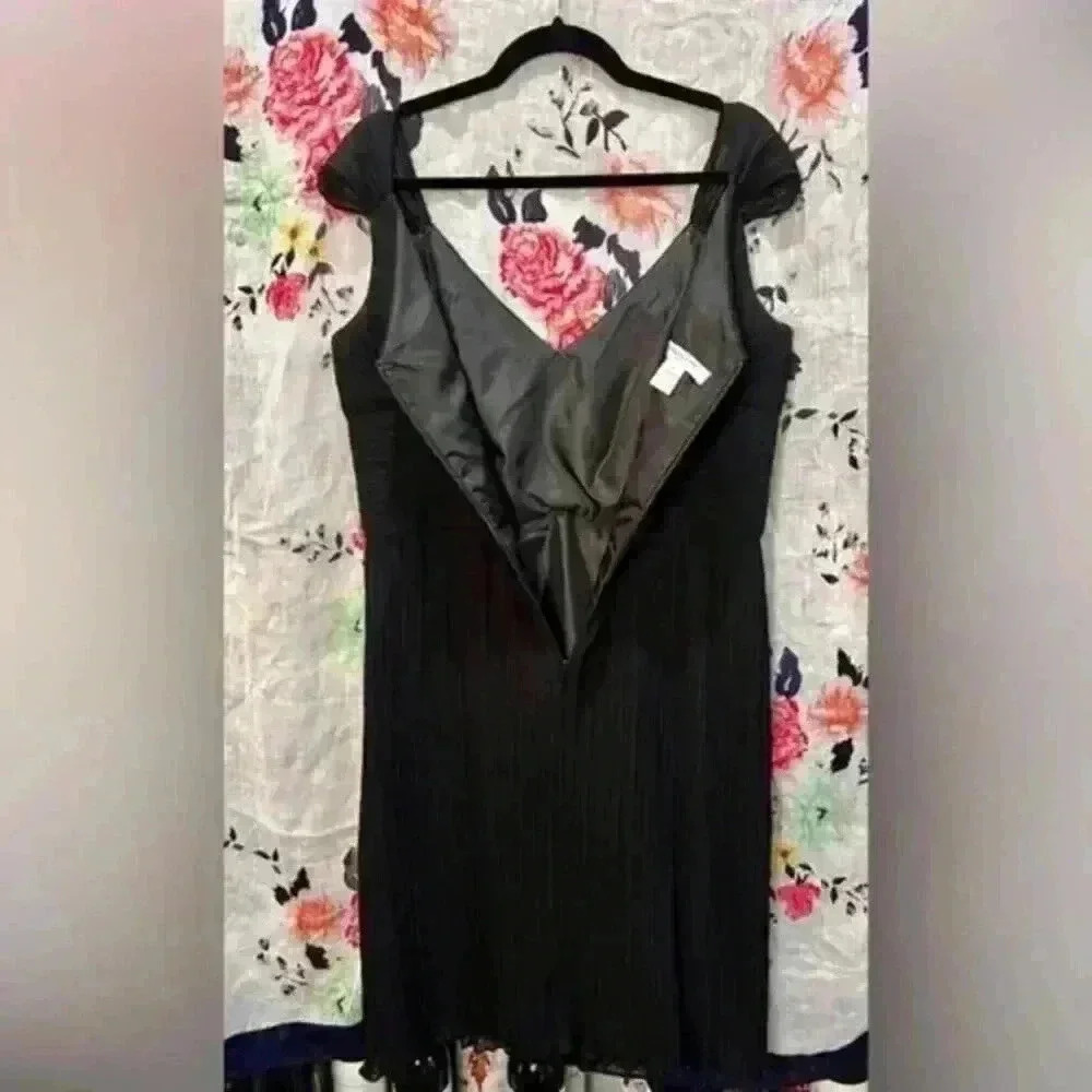 Evan Picone‎ Formal LBD Sleeveless V-Neck Cocktail Dress Size 14 - Picture 3 of 7